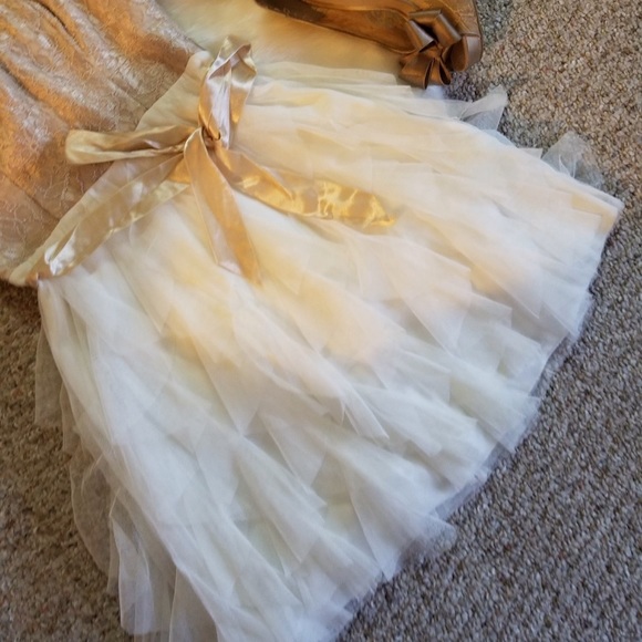 Lace dress - Picture 5 of 5